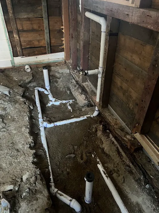 Quality Deluxe Plumbing Picture 5