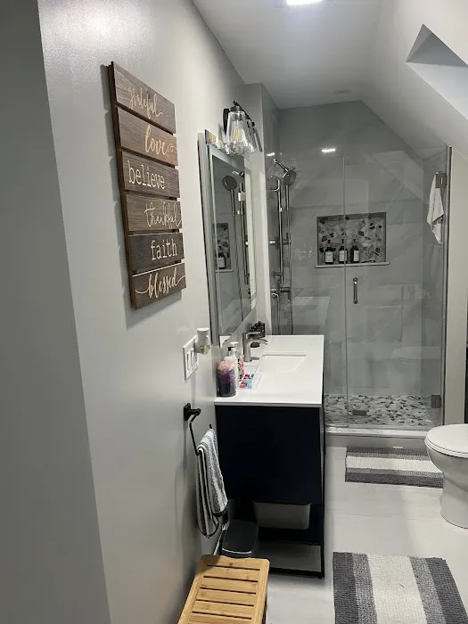 Quality Deluxe Plumbing Picture 1