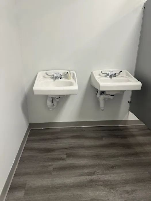DMB Plumbing & Heating Inc Picture 3