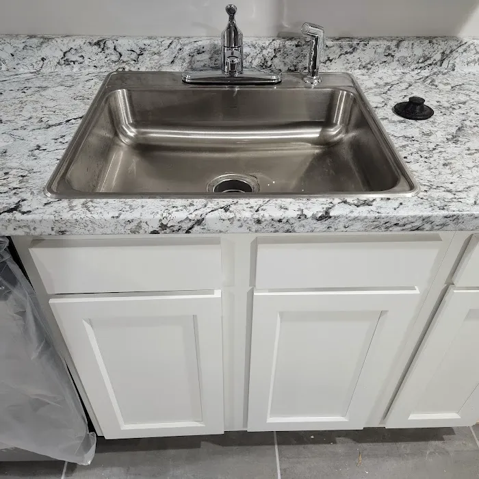J&W PLUMBING SERVICES Picture 4