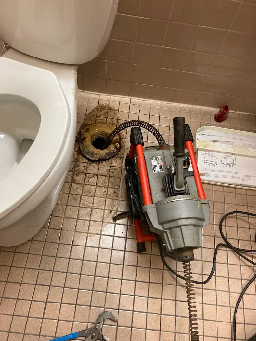 J&W PLUMBING SERVICES Picture 5