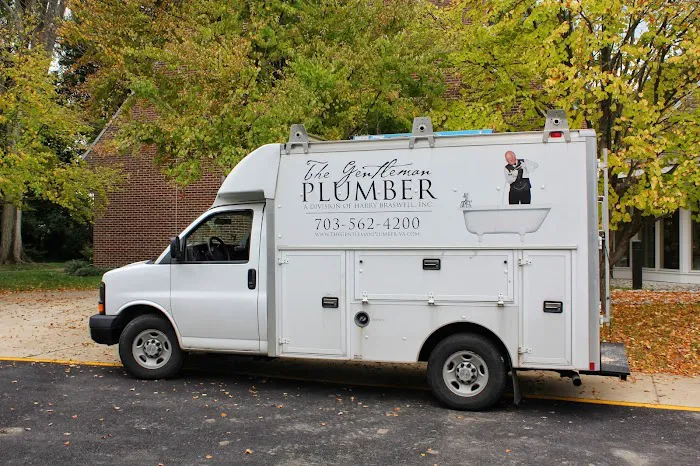 The Gentleman Plumber Picture 7