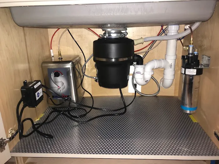 SANZ PLUMBING LLC Picture 4