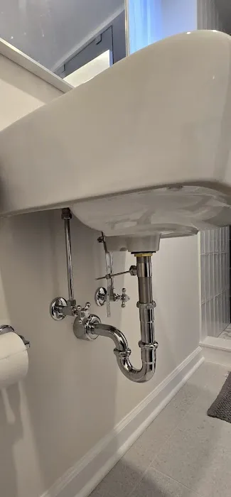 SANZ PLUMBING LLC Picture 2