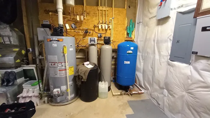 2E Plumbing and Well Pump Picture 7