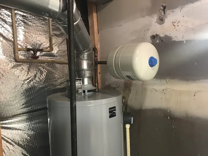 M & Y Plumbing and Drain Cleaning of Lake Ridge Va Picture 5