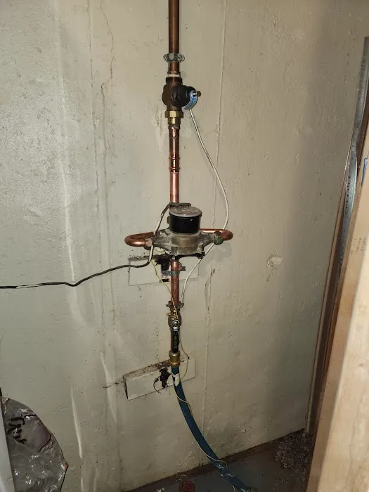DAQ,S PLUMBING LLC Picture 5