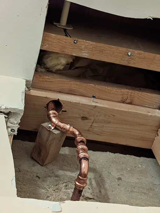 DAQ,S PLUMBING LLC Picture 6