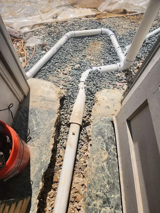 DAQ,S PLUMBING LLC Picture 3