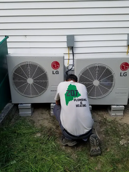 207 Plumbing and Heating Picture 5