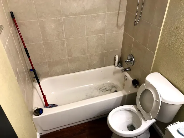 Drain Wizard Plumbing and Drain Cleaning Picture 5