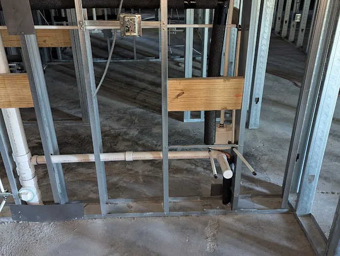 9 Yards Plumbing and More Picture 4
