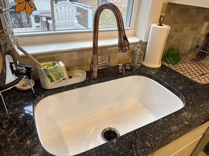 Dragon Plumbing & Contracting Picture 1