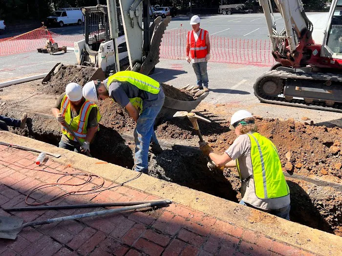 Layman's Contracting Inc Picture 5