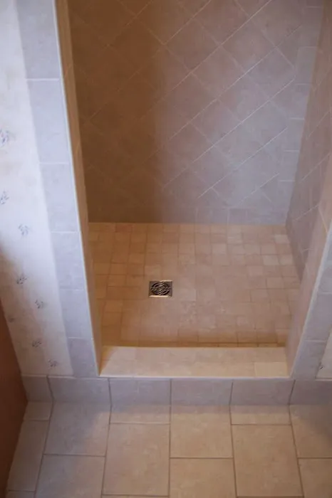 Eades Plumbing & Tile Services Picture 4