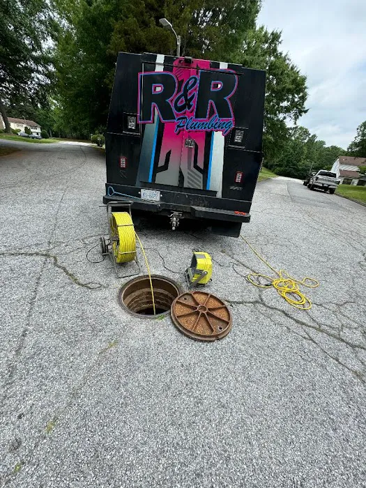 R & R Plumbing and Salem Rooter Inc Picture 1