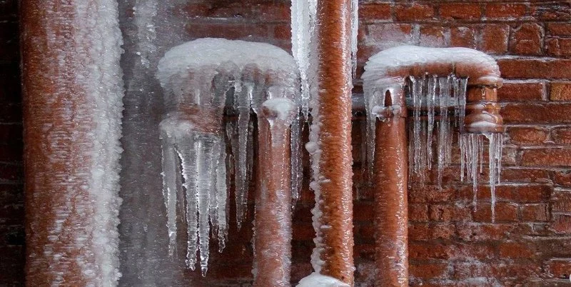 What to Do If Frozen Pipes: Complete Homeowner’s Guide