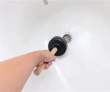 How to Fix and Unclog a Bathtub Drain Like a Pro