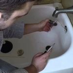 How to Fix Unclogging a Bathtub Drain