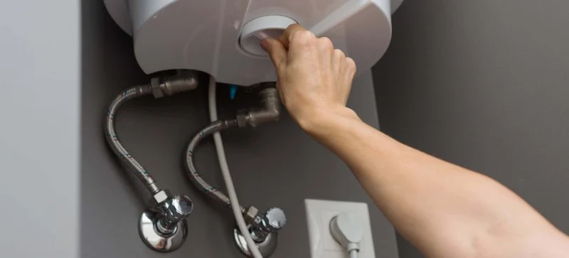 How to Secure Your Water Heater: A Beginner’s Guide to Diagnosing & Fixing Issues
