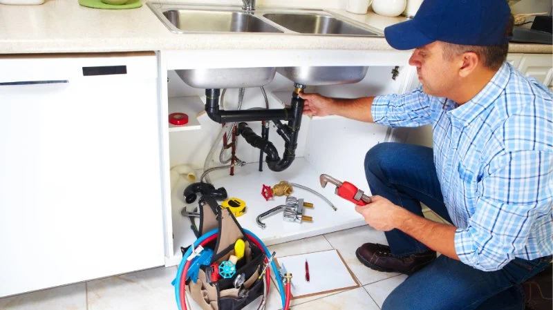 What to Do If Maintaining Your Plumbing System