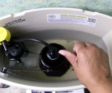 Ultimate Guide to a Running Toilet | PlumberNear