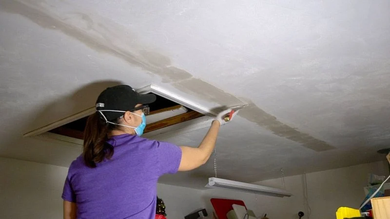 How to Handle Water Damage From Ceiling Leaks