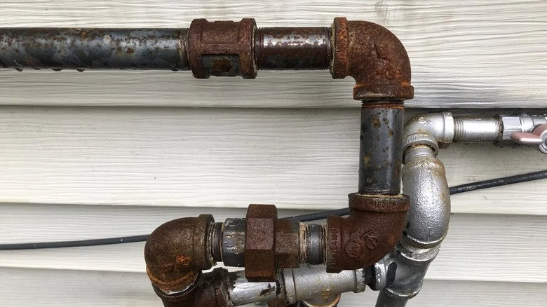 What Causes Replacing Old Pipes