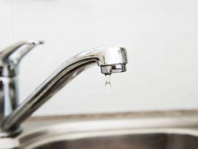 What Causes a Leaking Faucet