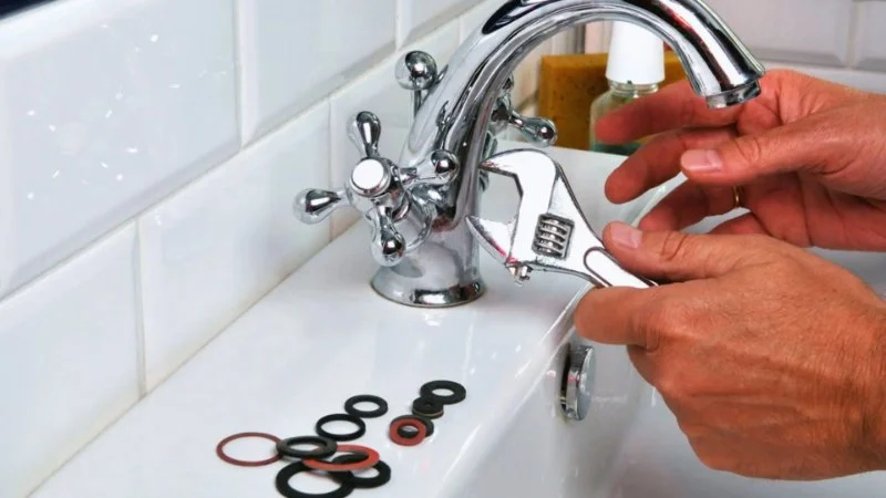 How to Fix a Broken Sink Faucet: Step-by-Step Repair Guide