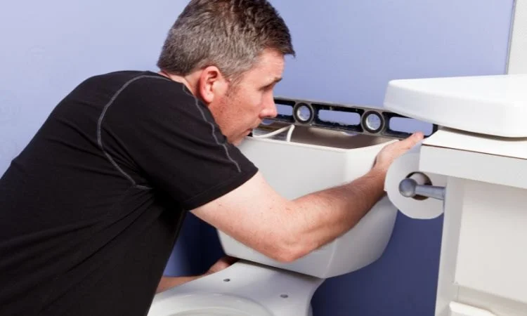 How to Install a Toilet Tank: Easy Steps for Homeowners