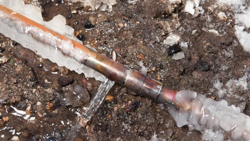 How to Fix a Frozen Pipe Without Causing Further Damage