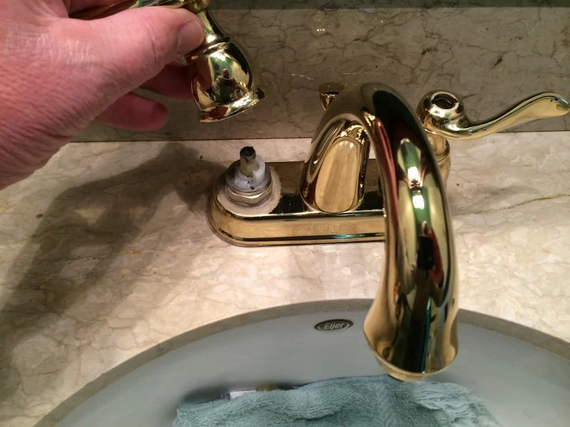How to Fix a Leaky Bathroom Faucet Handle in Simple Steps