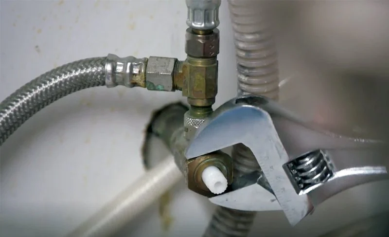 How to Install a New Sink Shut-Off Valve: A Step-by-Step Guide