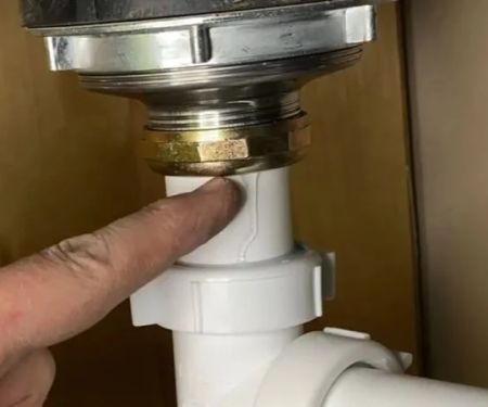 How to Fix a Leaking Pipe Under the Sink: A Step-by-Step Guide