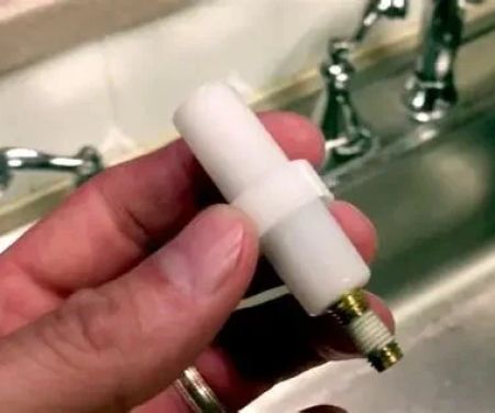 How to Fix a Leaking Kitchen Sink Sprayer: A Step-by-Step Guide