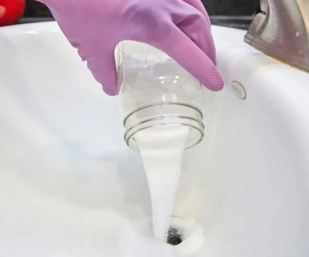 Best Drain Cleaner Alternatives That Actually Work at Home