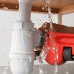 Simple Methods to Fix a Leaking Pipe Without Cutting It