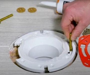 Step-by-Step Guide on How to Replace a Broken Toilet Flange | Reliable Plumbing Tips
