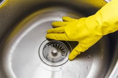 Best DIY Methods to Unclog a Kitchen Sink with Standing Water That Actually Work