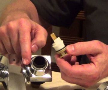 How to Fix a Leaking Shower Faucet Valve: Step-by-Step Repair Guide