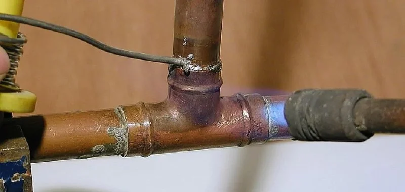 How to Fix a Leaking Pipe Joint Without Soldering