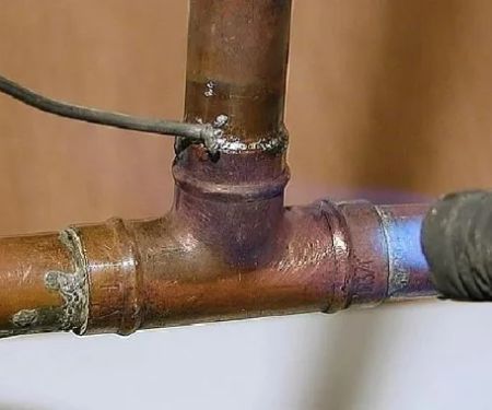 How to Fix a Leaking Pipe Joint Without Soldering